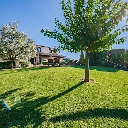 Villa Lunaria - Istrian With Pool *
