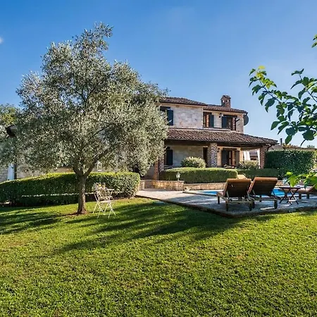 Lunaria - Istrian With Pool