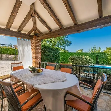 Lunaria - Istrian With Pool Villa *