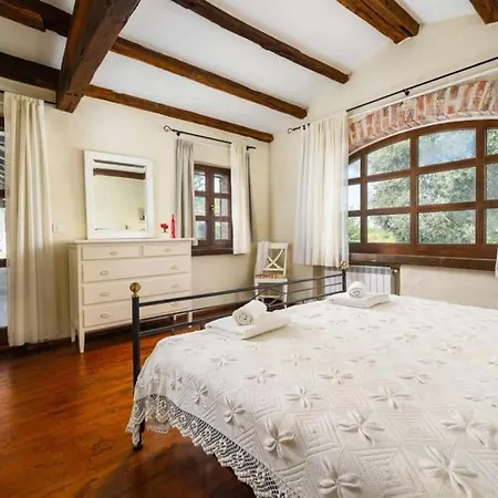 Villa Lunaria - Istrian With Pool Višnjan