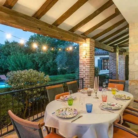Villa Lunaria - Istrian With Pool *