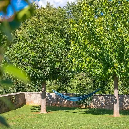 Lunaria - Istrian With Pool *